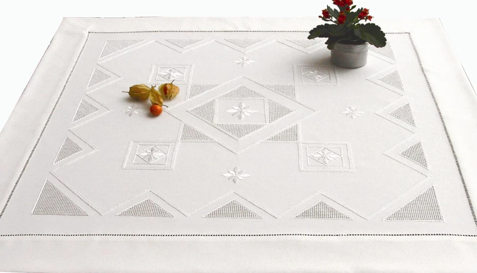 Handarbeiten Tischdecken Sonnenblumen à Jour oder 5 Anderen Designe : 90x90cm. - Image 2 of 4