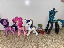 MLP My Little Pony Guardians of Harmony Queen Chrysalis + Shining Armor + Spike