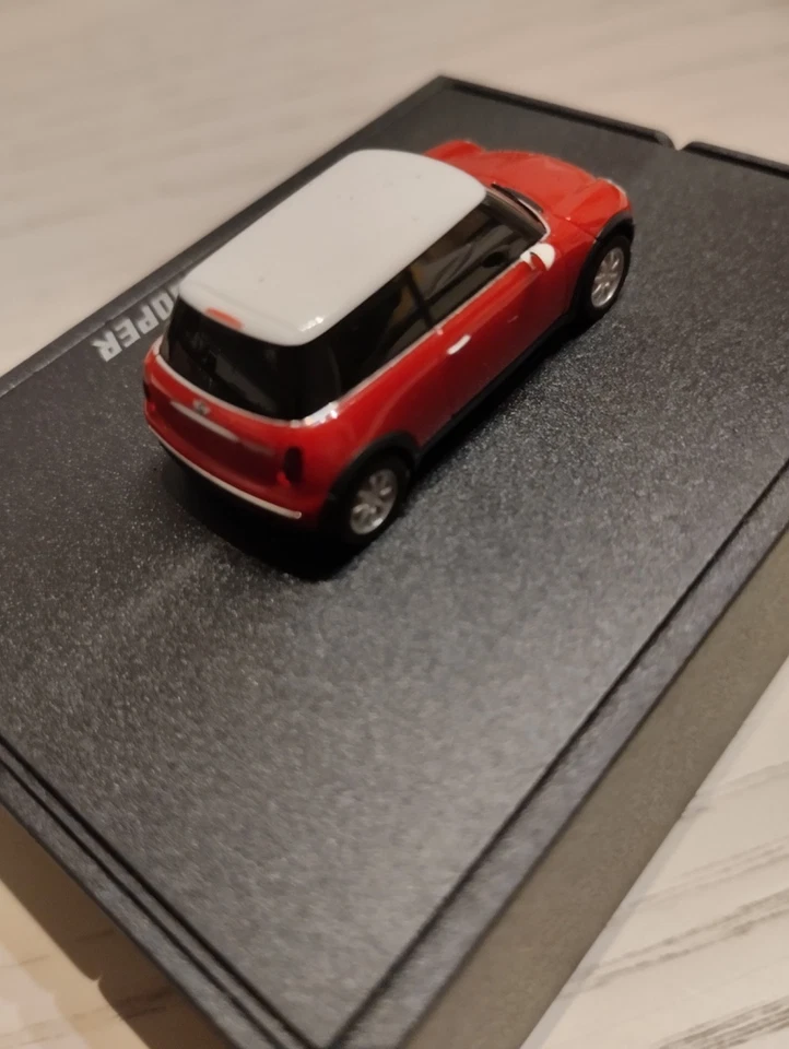 1/87 herpa konvolut set MINI COOPER neu in ovp (der erste von herpa in klappbox) - Immagine 3 di 4