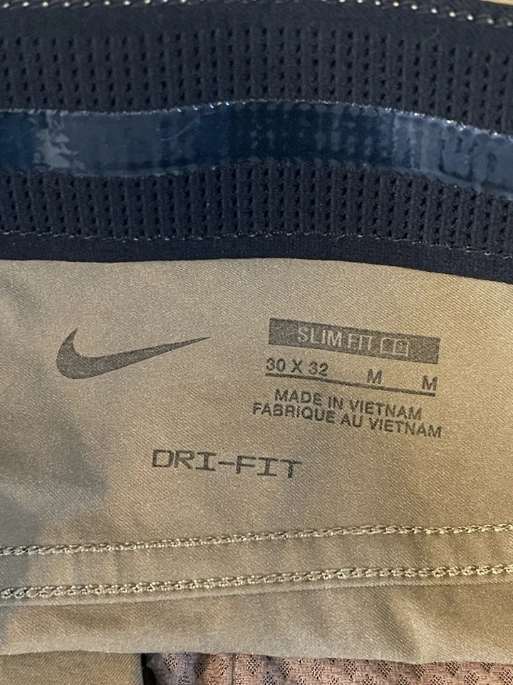 Pantalones Nike Dri-Fit Para Hombre 30x30 Calce Ajustado Caqui Rendimiento Golf Atlético DA3064 Foto 4 de 4