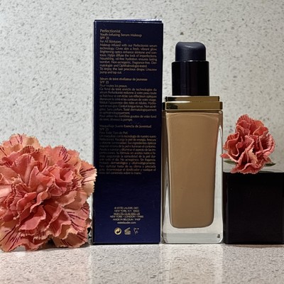 Estee Lauder Perfectionist Shell beige 4N1 Youth-Infusing Makeup