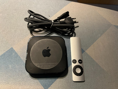 Apple TV, Model A1469 EMC 2633, Apple TV Box mit Fernbedienung