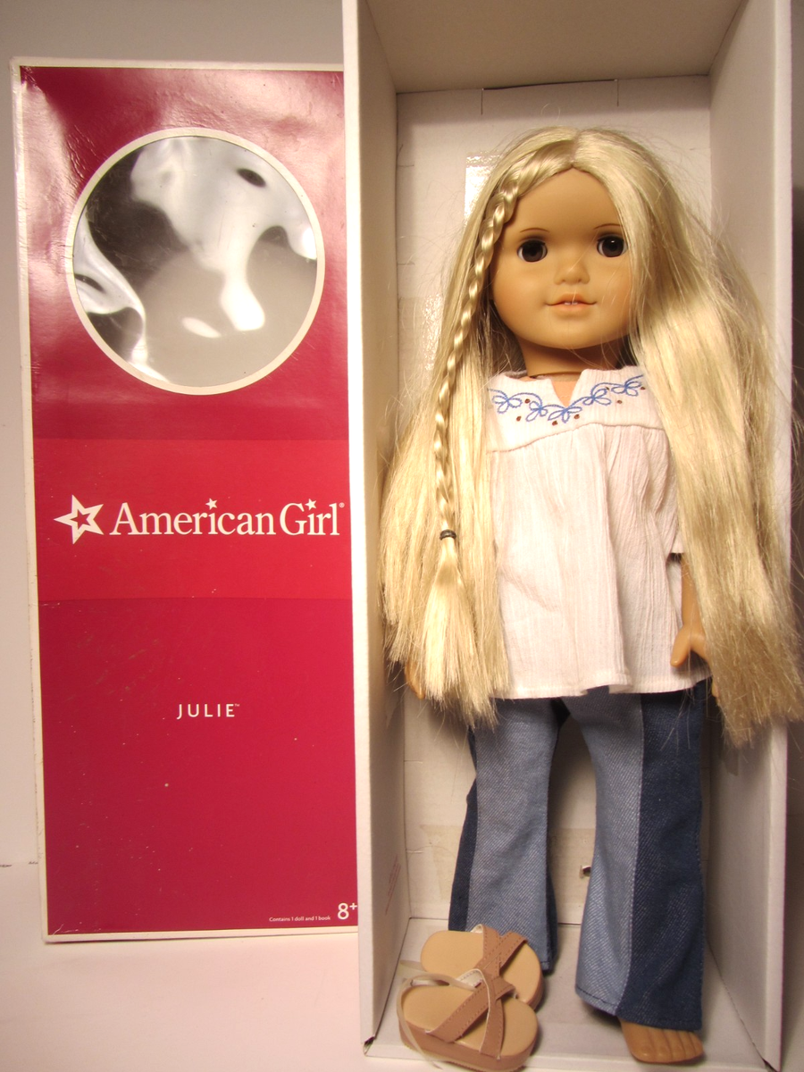 Julie Albright - American Girl Doll + Original Box - Played with