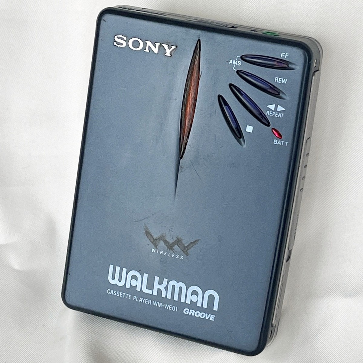 ポータブルプレーヤー WALKMAN WM-WE01 Sony Wireless Cassette Walkman 20th Anniversary Model Wm