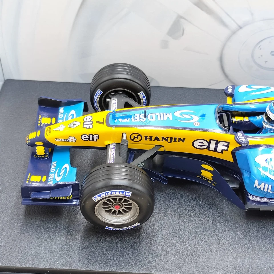 Hot Wheels Racing 1/18 Renault R24 Jarno Trulli #7 MILD SEVEN C7515 decals elf - Image 3 of 4