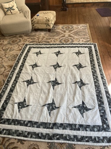 Homemade Patchwork Quilt W/Star Design Machine Quilted - Full Black, White, Gray - Picture 3 of 13