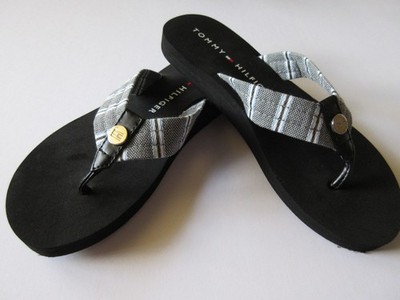 Tommy Hilfiger TWCORKIT2-C Black With Gray Multi Fabric Strap Flip Flop New