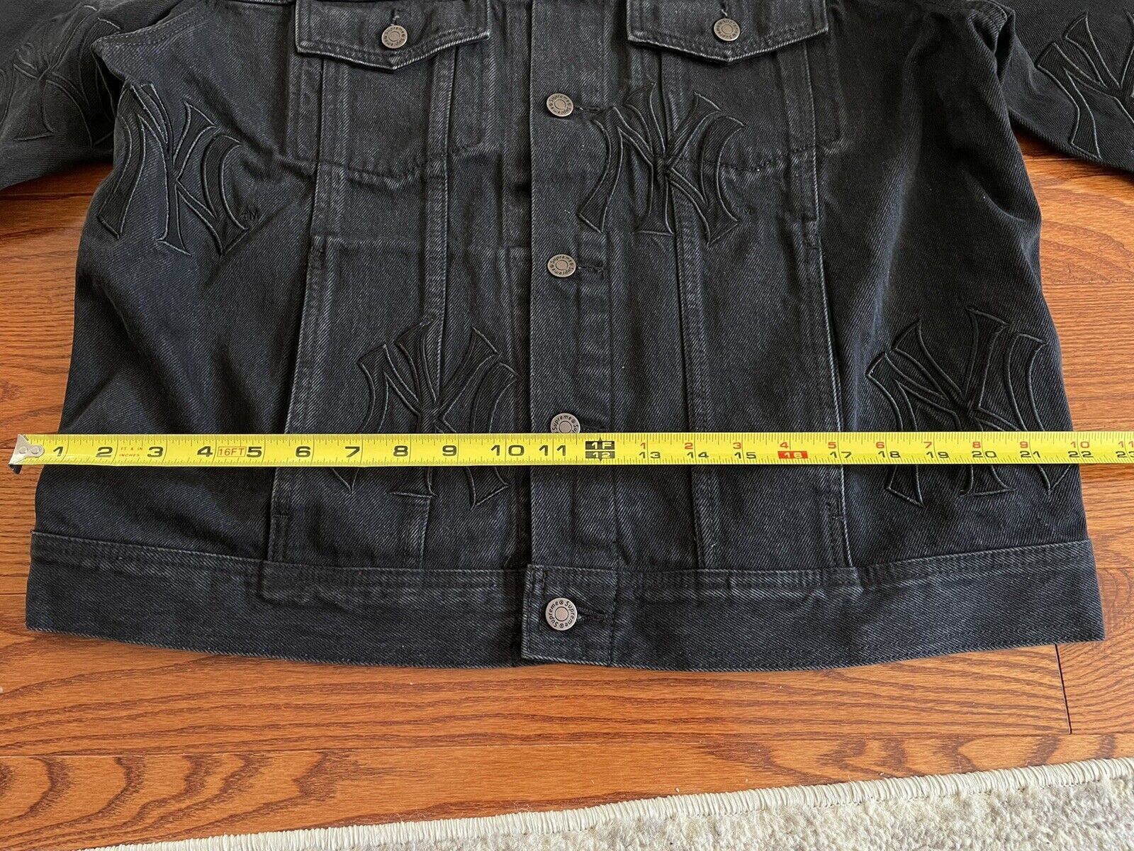 Supreme New York Yankees denim jacket M