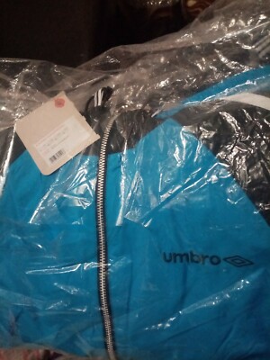 Umbro Hoodie Mens Active Style Lightweight Rain Jacket Blue /Red