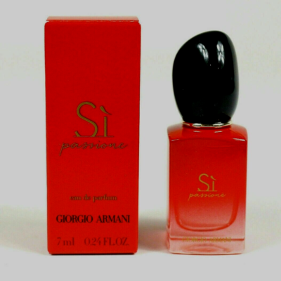 Si Passione by Giorgio Armani Eau de Parfum Women Mini Perfume