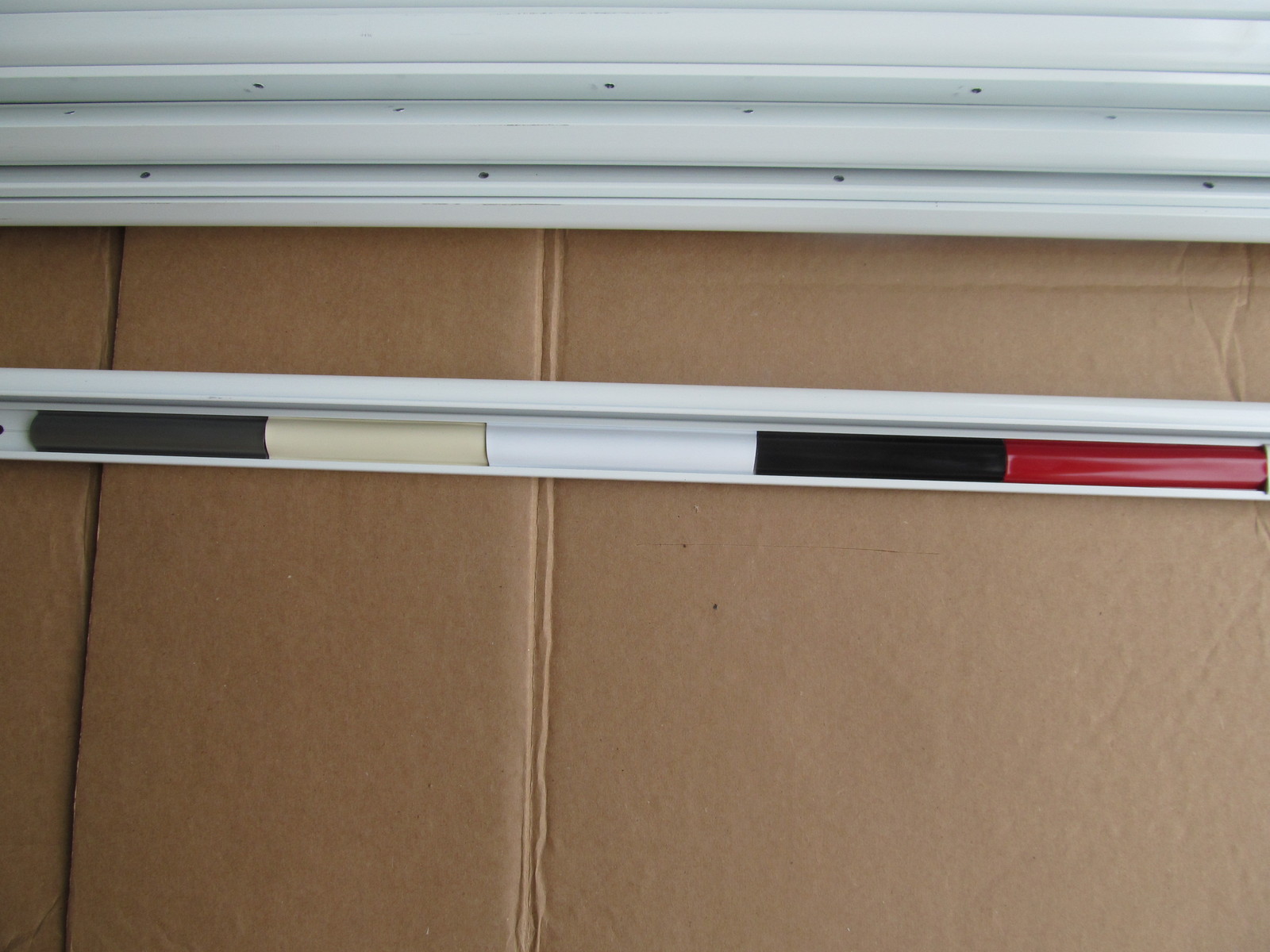 48" White Aluminum Vinyl Insert Type Gutter Drip Rail Trim Molding 1 1/