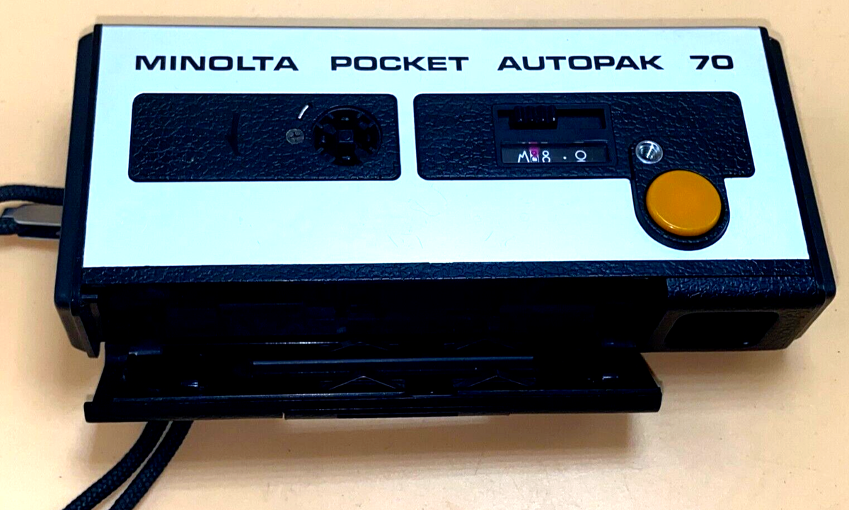 Minolta Pocket Autopak 70 フィルムカメラ 1970s Minolta Pocket Autopak 70 Film Camera - Japan - For