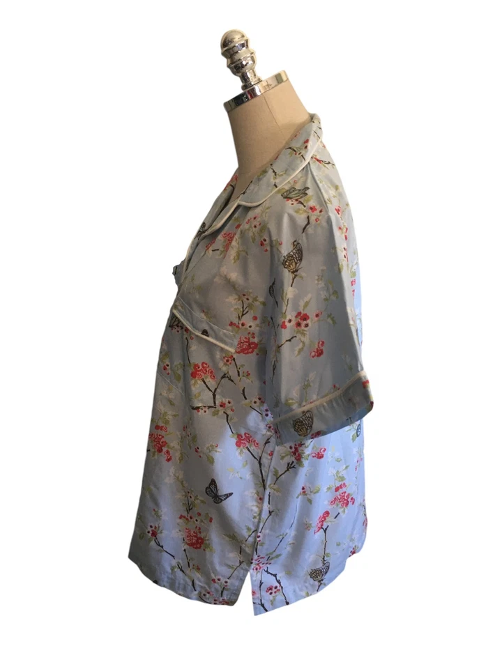 Conjunto de pijama y pantalón Ella Simone para mujer talla pequeña azul rojo floral manga corta Foto 4 de 4