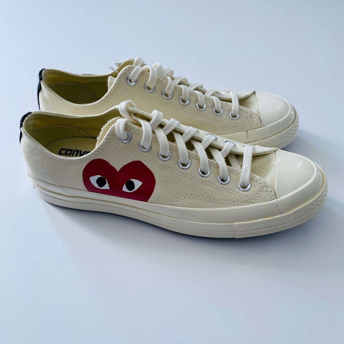 COMME DES GARCONS CDG PLAY CONVERSE WHITE LOW UNISEX AZ-K111 COMME DES GARCONS CDG PLAY CONVERSE WHITE LOW UNISEX AZ-K111