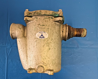 Maestrini Brass Base Mounted Water Strainer 1-1/2'' HOUSING & LID ONLY