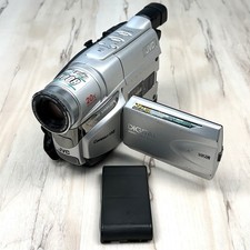 JVC Compact VHS Camcorder Digital Video Camera VHS-C GR-AXM17U Untested AS IS
