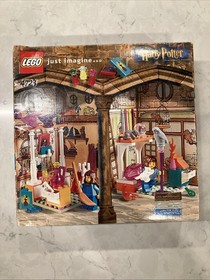LEGO Harry Potter Diagon Alley Shops 4723, 99% COMPLETE w Minifig, Instruct, BOX