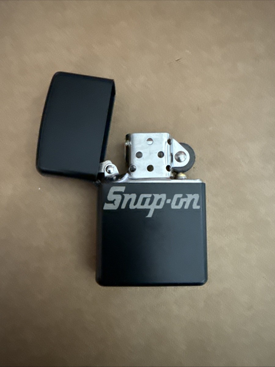 Snap On laser engraved lighter BLACK Metal