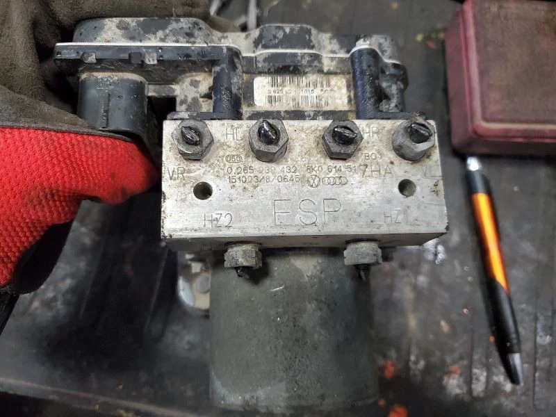 Anti-Lock Brake Part Assembly AWD Quattro Fits 14-17 AUDI A5 1620767 — 第 2/4 张图片