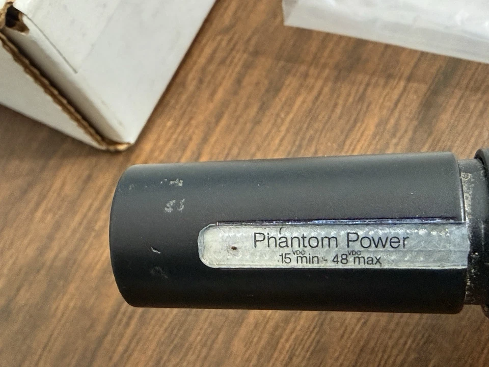 Sistema de micrófono Applied Microphone Technology (AMT) 97C EN CAJA - COMO NUEVO Foto 2 de 4