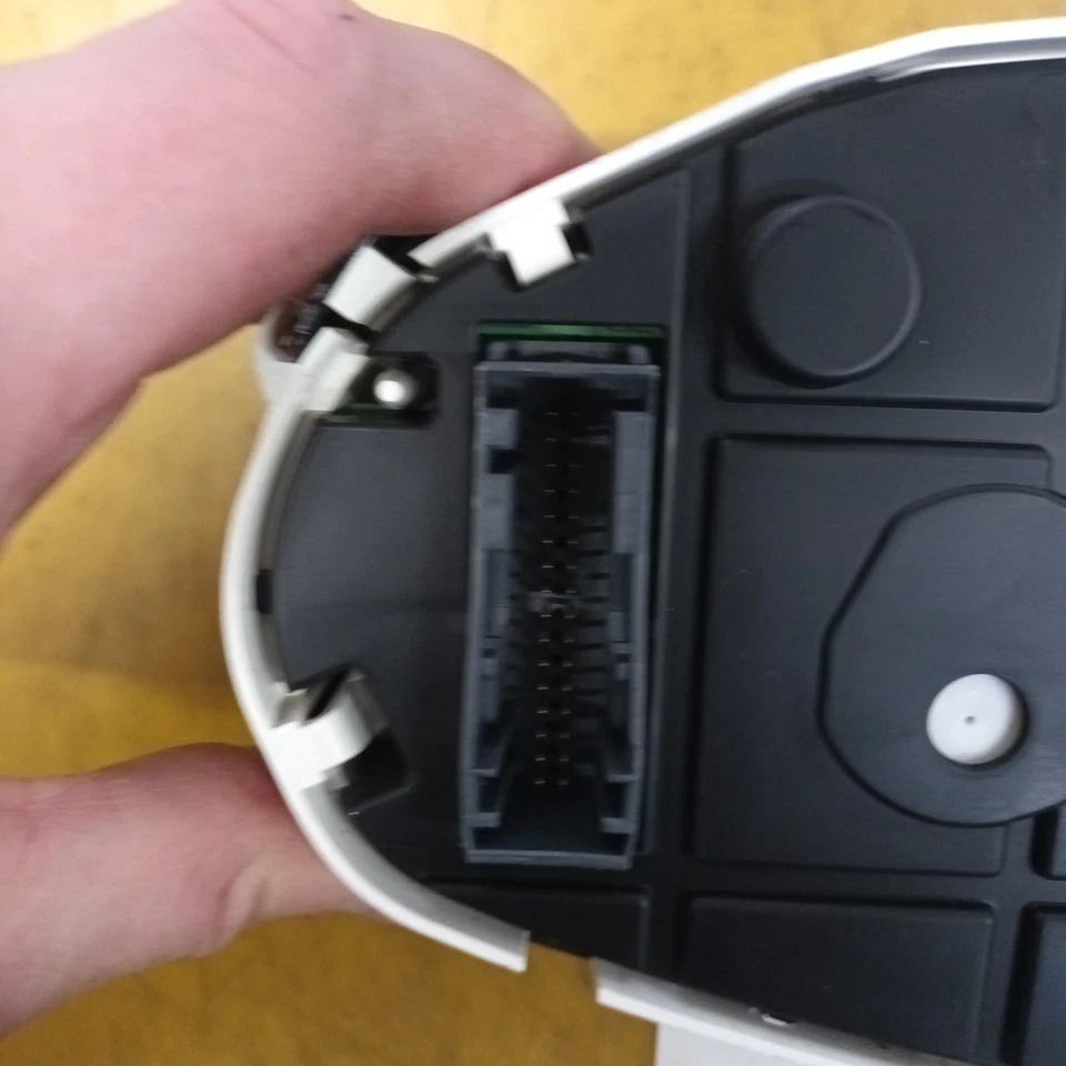 Ford Fiesta ECU Kit Set Key Set Mk7 1.4 Diesel KVJA AV2112A650GC 8V5115K600EJ - Image 3 of 4