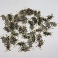 54 Prank Fake Roaches Plastic Cockroaches Creepy Roach Bugs Party Game Toy Gifts