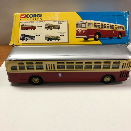 Corgi Classics Public Service Bus GM 4502 1995 - Picture 3 of 5