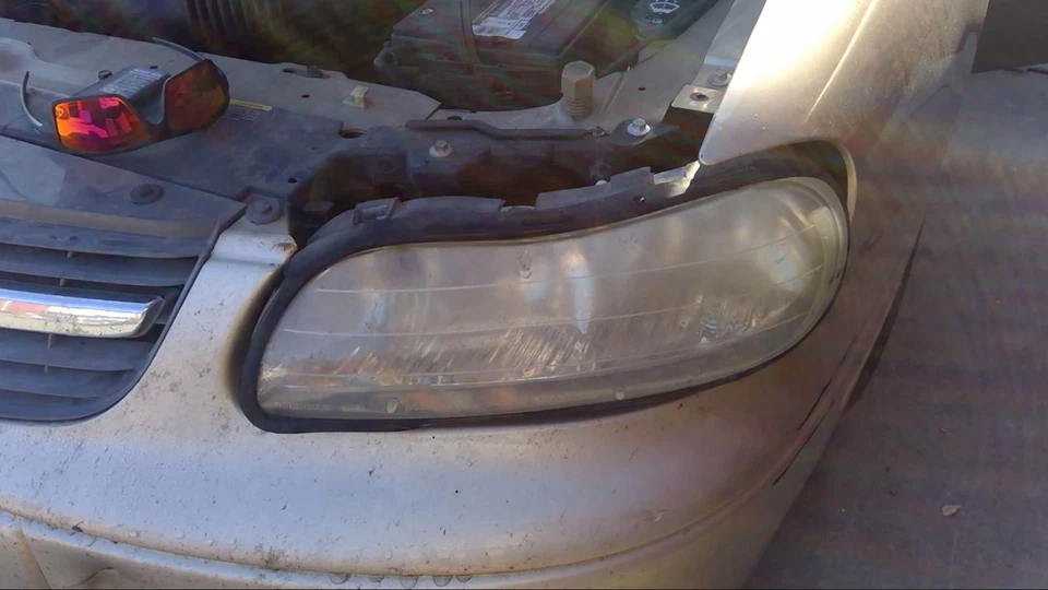 Conjunto de faros izquierdos usados se adapta a: Chevrolet Malibu VIN N 2004 cuarto dígito clásico Foto 3 de 4