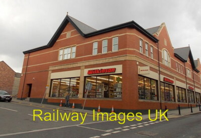 Photo - Wilkinson Barry  c2013