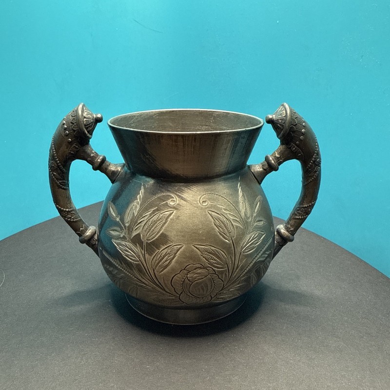 Rogers Silver Plated And Floral Engraved Sugar Bowl