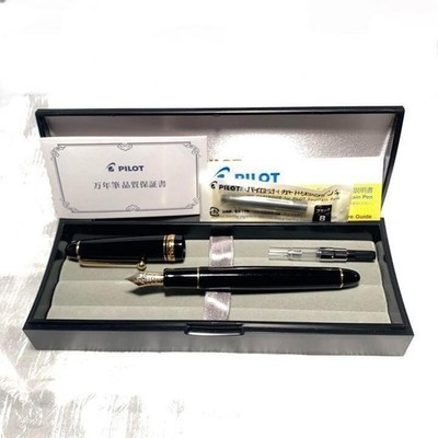 Pilot Namiki Custom 742 schwarz Füllfederhalter 14K extrafeine Feder...