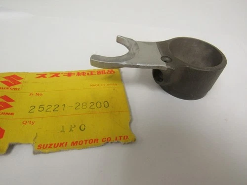 FORK B, GEAR SHIFTING