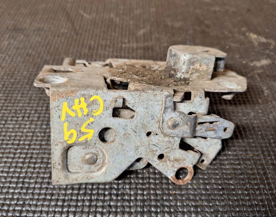 Chevy Corvette 1960 1961 1962 pestillo de puerta derecha liberación se envía a todo el mundo Foto 2 de 3