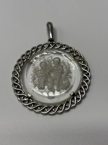 Vintage Crown Trifari Carved Glass Pendant Silver Tone Fashion Jewelry