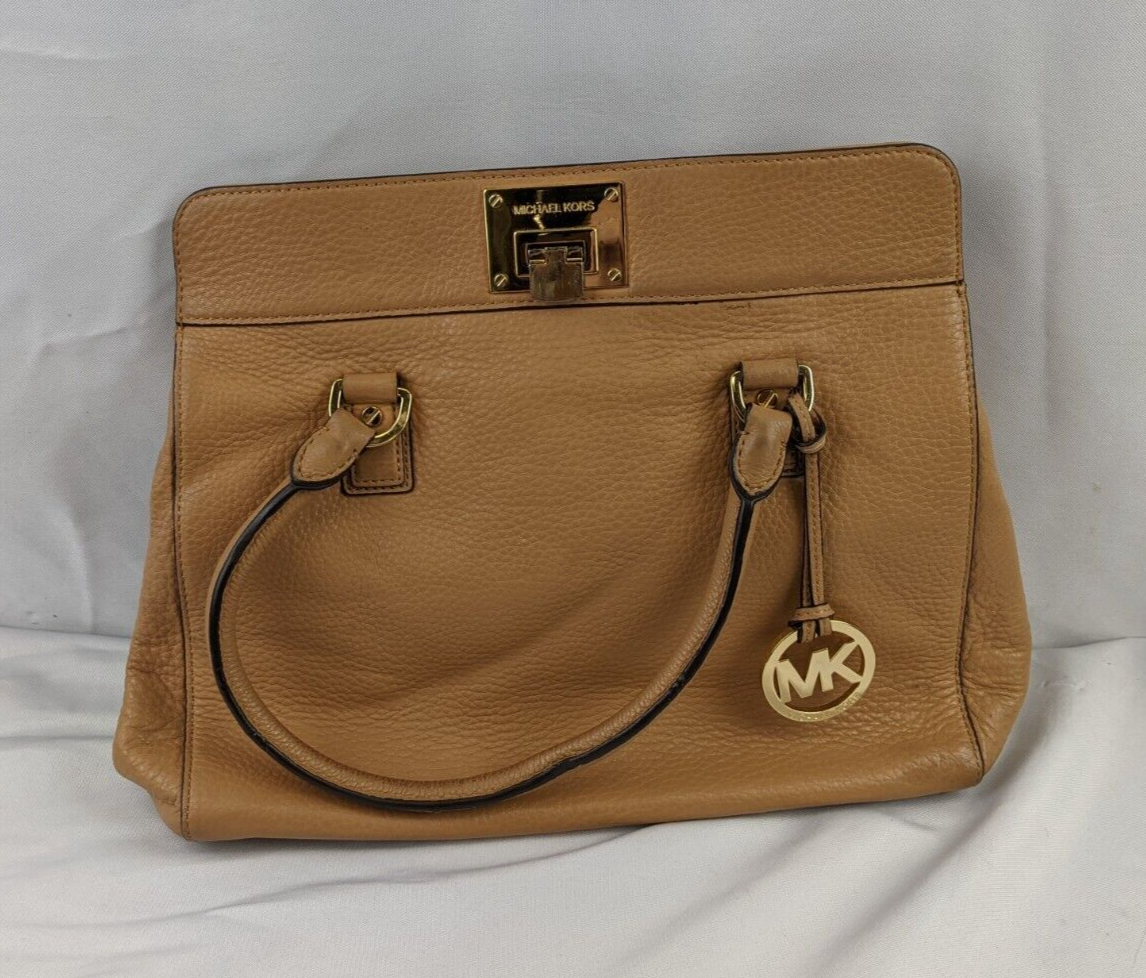 バッグ Michael Kors Tan Pebbled Leather Shoulder Bag Large | eBay