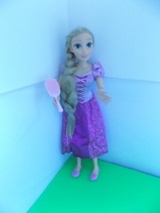 disney rapunzel doll 32