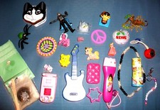 48x Spielsachen 24x Sammelfiguren Ü Ei F& 24x verschied. Filly Pferde Handy u.w.