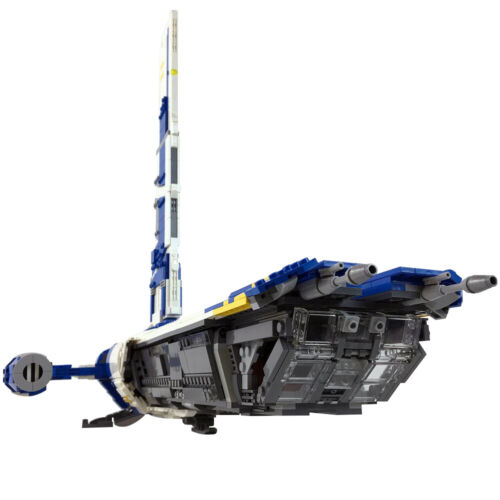 Stinger Mantis Spaceship Model from Movie MOC Building Blocks Set Toy for Adult - Picture 1 of 8