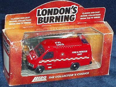 LLEDO FIRE & RESCUE UNIT VAN/TRUCK 1/43 1/50 DIECAST METAL 1993 REL