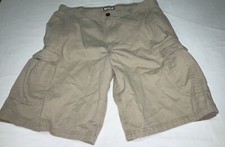 IZOD Men's Khaki 6 Pockets Cargo Shorts Size 32