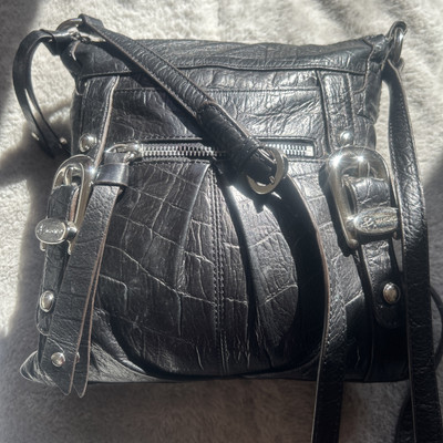 B Makowsky Purse  Black Leather Shoulder Bag adjustable strap Great!