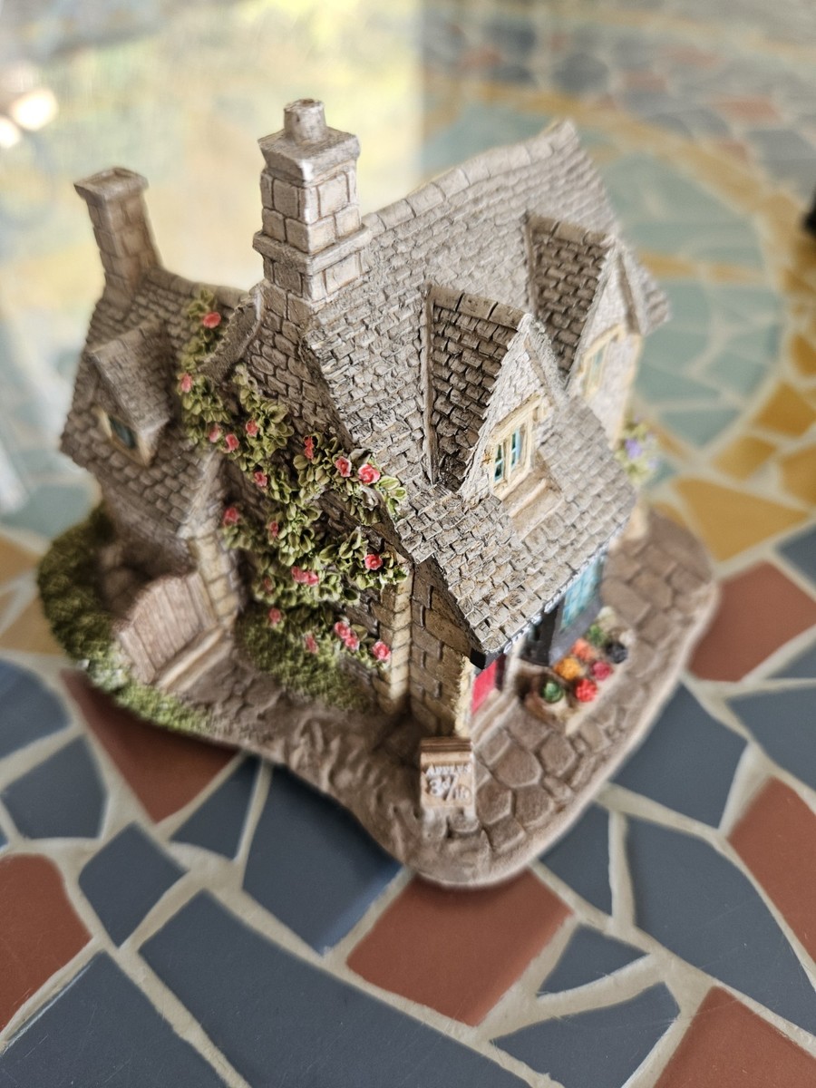 Lilliput Lane. The Greengrocers | eBay UK