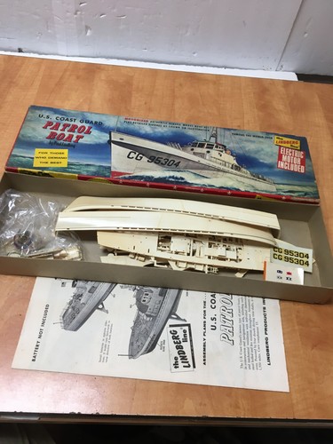 Lindbergh Line Plastic Model 1/82 US Coast Guard Patrol Boat for parts