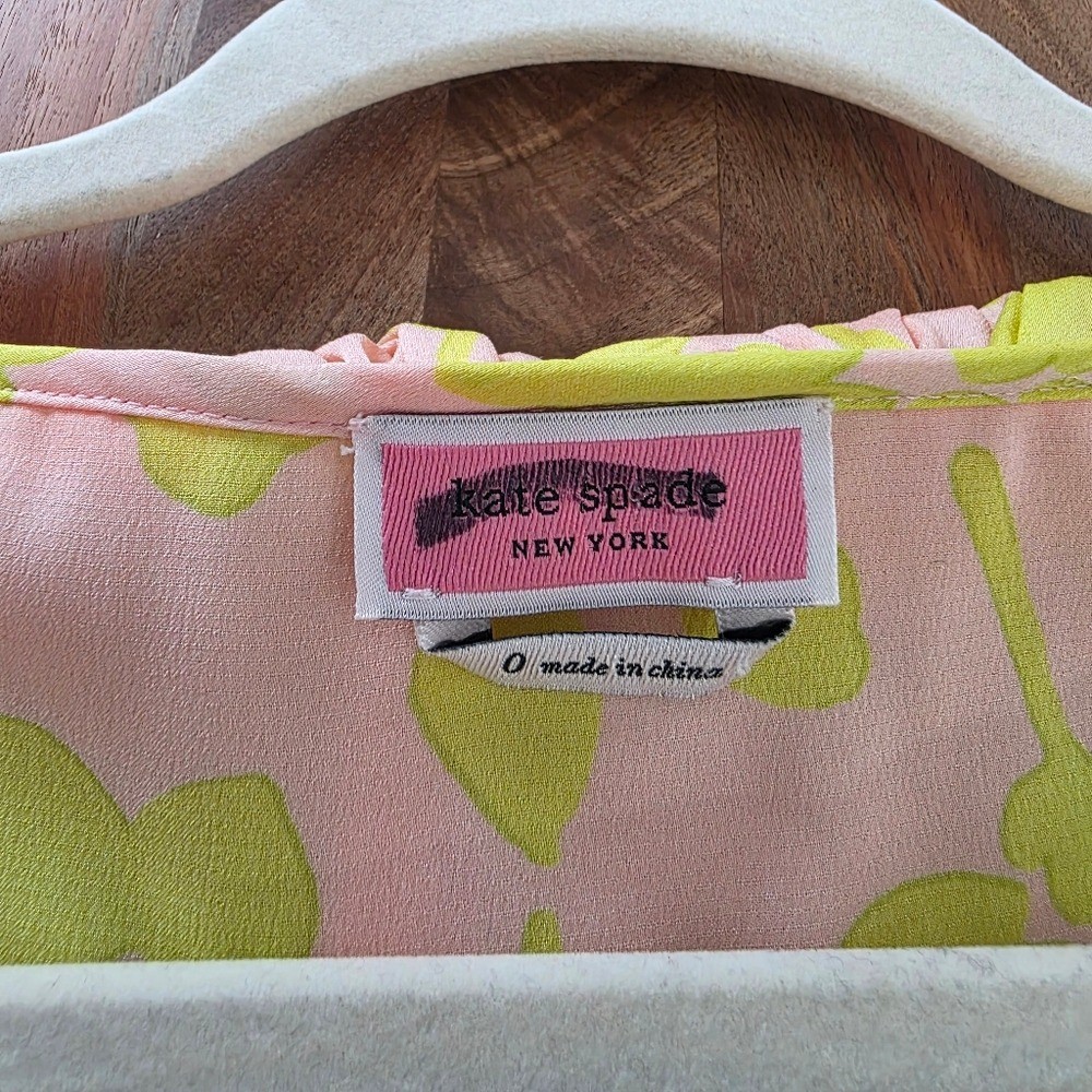 Kate Spade Ruffle Splash Pattern Wrap Blouse Size… - image 10