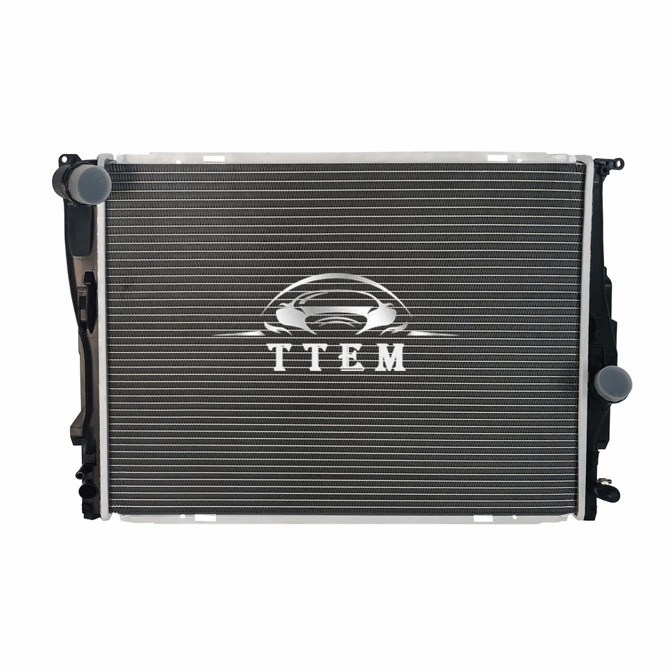 2882 Radiator For 2006 07-2013 BMW 128i 130i 323i 325i 325xi 328i 328xi 330i Z4 Foto 2 de 4