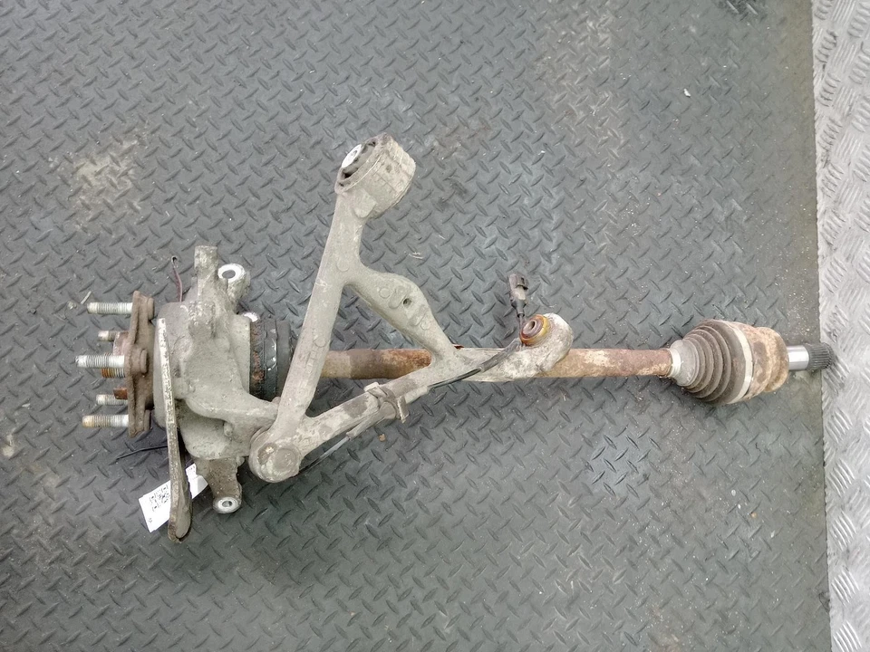 JAGUAR XF HUB STUB DRIVESHAFT REAR LEFT 2.2 DIESEL 8X235A971AA X250 2011 - 2015 - Image 4 of 4