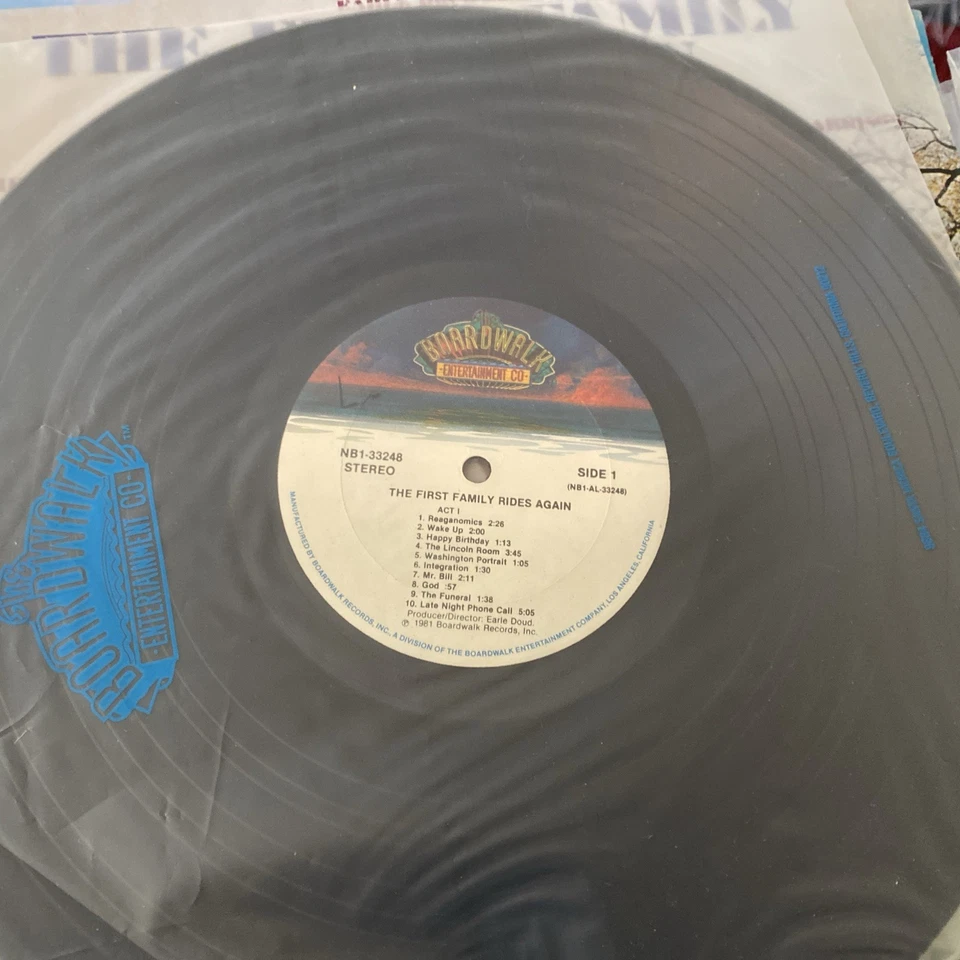 The First Family Rides Again Featuring Rich Little Vinyl LP Foto 3 de 4