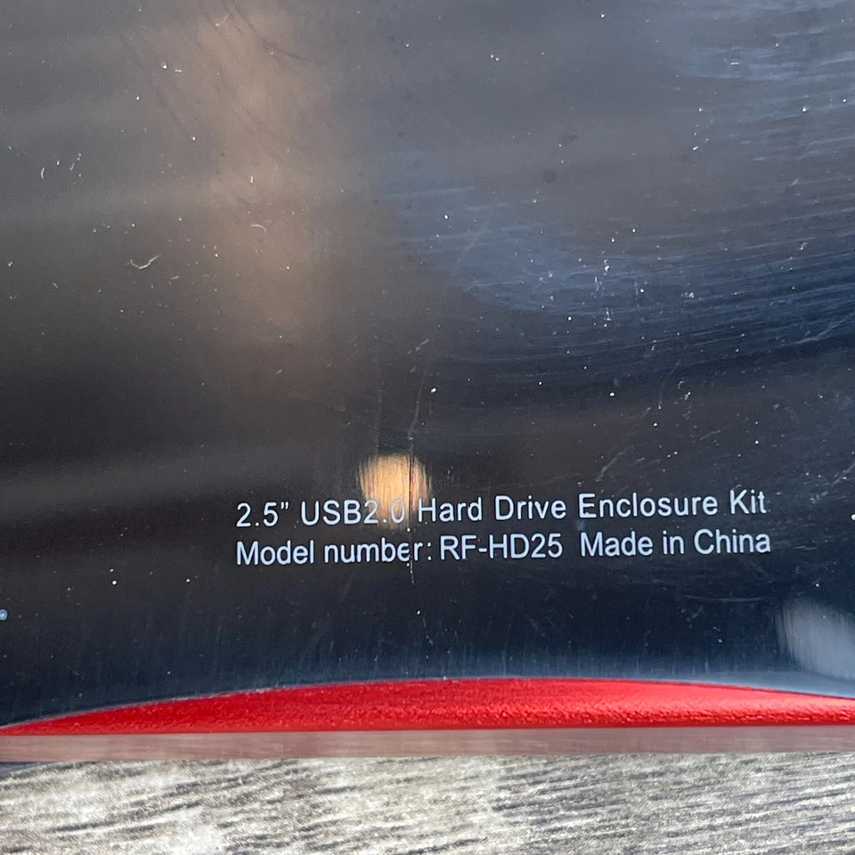 Rocketfish RF-HD25 Red 2.5" USB 2.0 PATA/EIDE External Hard Drive Enclosure Kit - Image 3 of 4