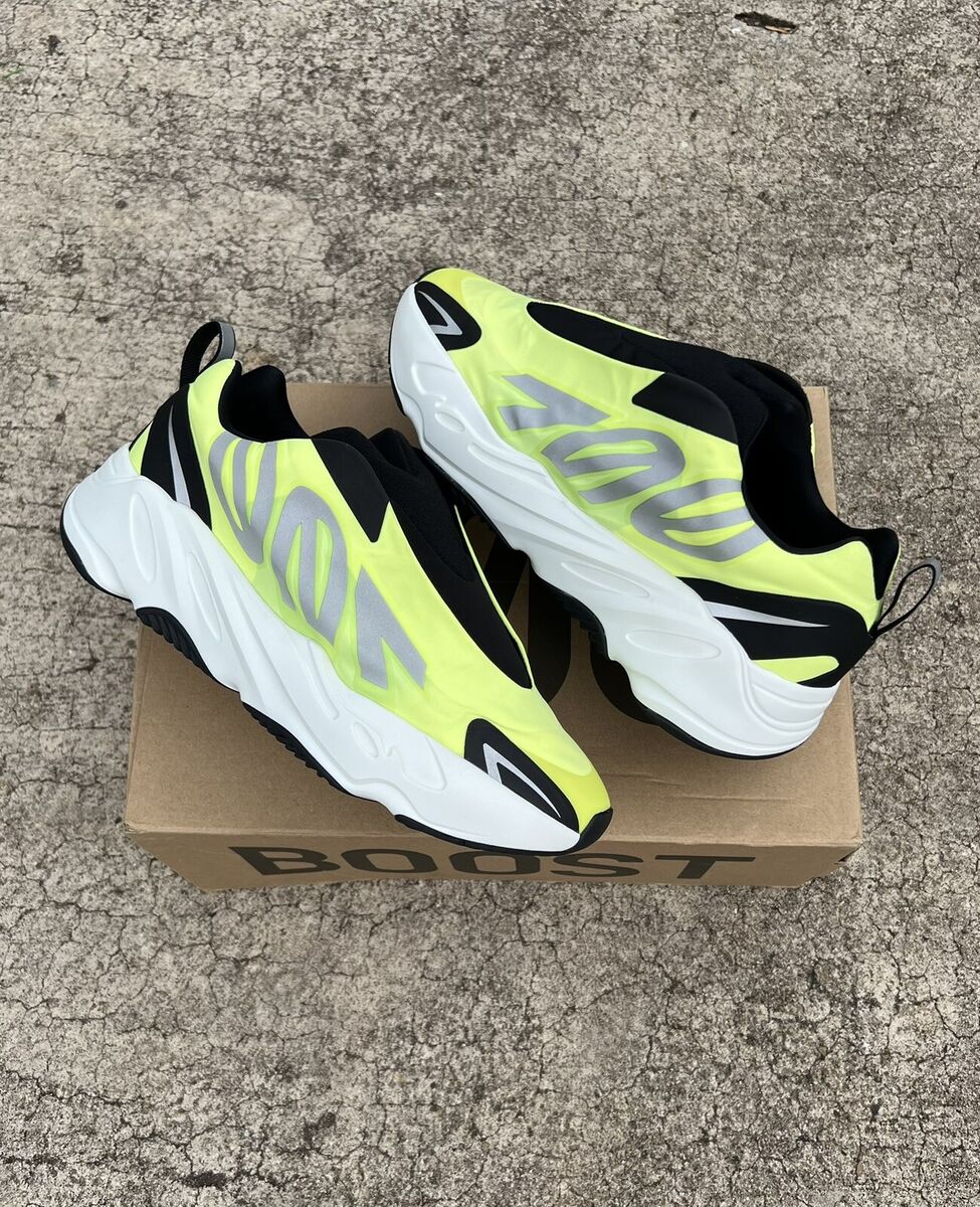 Adidas Yeezy Boost 700 MNVN Laceless Phosphor 2022 Mens Size Adidas Yeezy Boost 700 MNVN Laceless Phosphor 2022 Mens Size