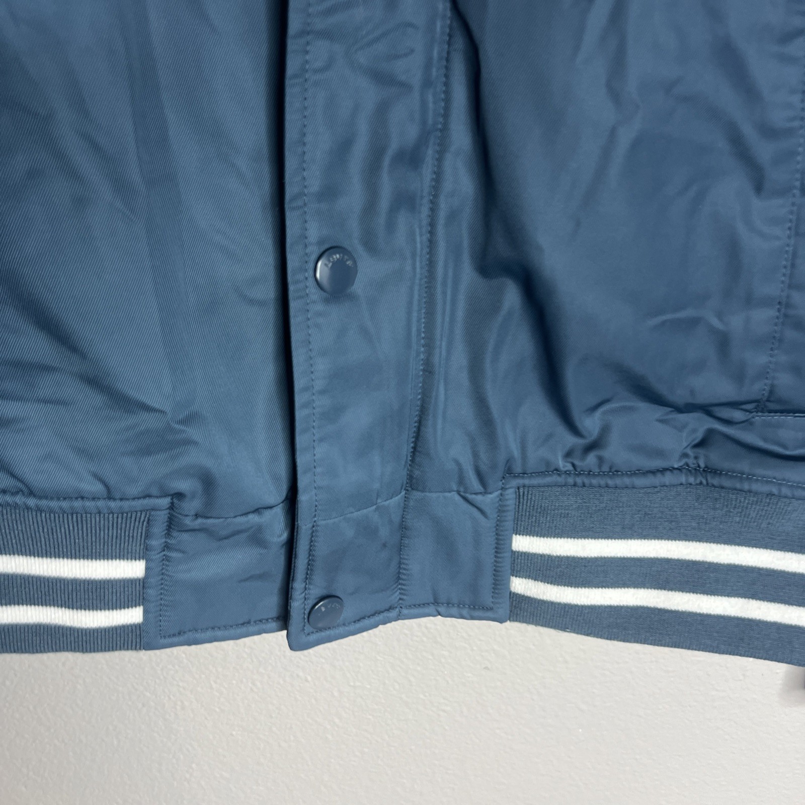 Levi's Laydown Collar Raglan Varsity Jacket Mens … - image 2